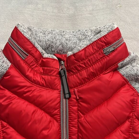 Xersion Red and Gray Mixed Media Puffer Zip Up Jacket Size Medium - Picture 6 of 16